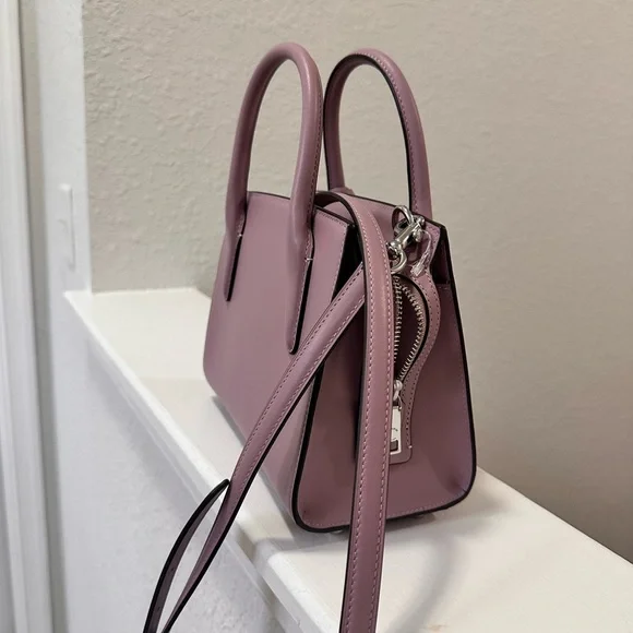 Coach - Andrea Carryall Lavender Crossbody - Picture 2 of 6